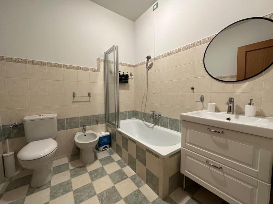 Nicola Apartment ลุคคา ภายนอก รูปภาพ